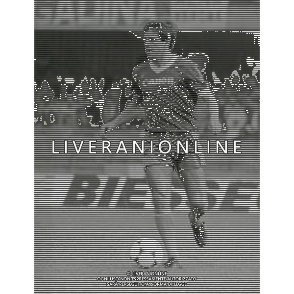 RETROSPETTIVA LUCIANO MARANGON CALCIATORE NELLAFOTO LUCIANO MARANGON CON LA MAGLIA DEL VERONA CALCIO AG ALDO LIVERANI SAS