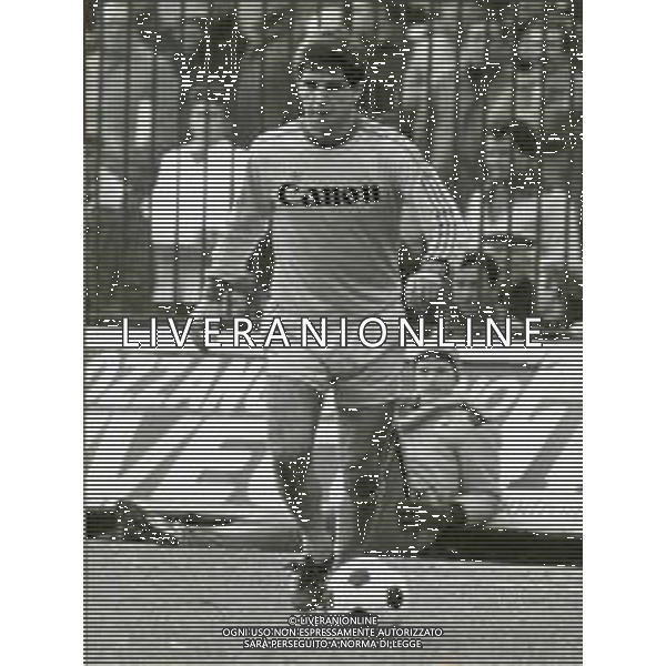 RETROSPETTIVA LUCIANO MARANGON CALCIATORE NELLAFOTO LUCIANO MARANGON CON LA MAGLIA DEL VERONA CALCIO AG ALDO LIVERANI SAS