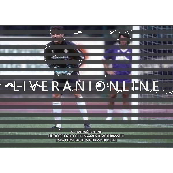 RETROSPETTIVA GIANMATTEO MAREGGINI CALCIATORE NELLA FOTO GIANMATTEO MAREGGINI CON LA MAGLIA DELLA FIORENTINA CALCIO AG ALDO LIVERANI SAS