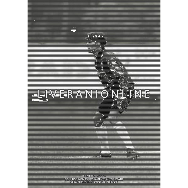 RETROSPETTIVA GIANMATTEO MAREGGINI CALCIATORE NELLA FOTO GIANMATTEO MAREGGINI CON LA MAGLIA DELLA FIORENTINA CALCIO AG ALDO LIVERANI SAS