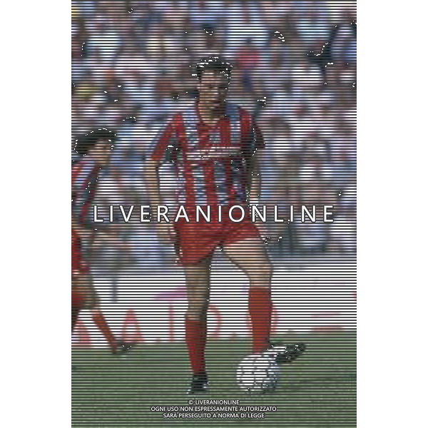 RETROSPETTIVA MARCOLIN DARIO CALCIATORE NELLA FOTO DARIO MARCOLIN CON LA MAGLIA DELLA CREMONESE CALCIO AG ALDO LIVERANI SAS