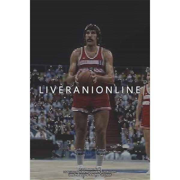 RETROSPETTIVA VLADIMIR TKACHENKO BASKET NELLA FOTO VLADIMIR TKACHENKO CONLA MAGLIA DELLA NAZIONALE DELLA RUSSIA AG ALDO LIVERANI SAS
