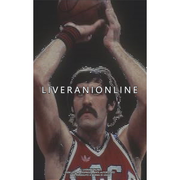 RETROSPETTIVA VLADIMIR TKACHENKO BASKET NELLA FOTO VLADIMIR TKACHENKO CONLA MAGLIA DELLA NAZIONALE DELLA RUSSIA AG ALDO LIVERANI SAS