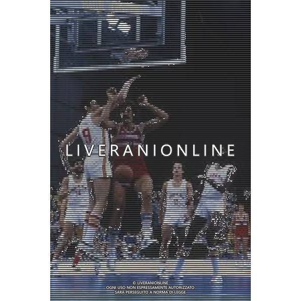 RETROSPETTIVA VLADIMIR TKACHENKO BASKET NELLA FOTO VLADIMIR TKACHENKO CONLA MAGLIA DELLA NAZIONALE DELLA RUSSIA AG ALDO LIVERANI SAS