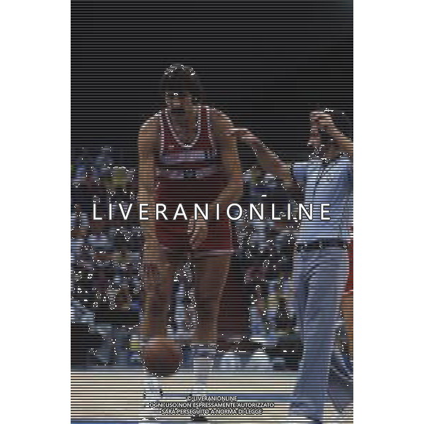 RETROSPETTIVA VLADIMIR TKACHENKO BASKET NELLA FOTO VLADIMIR TKACHENKO CONLA MAGLIA DELLA NAZIONALE DELLA RUSSIA AG ALDO LIVERANI SAS