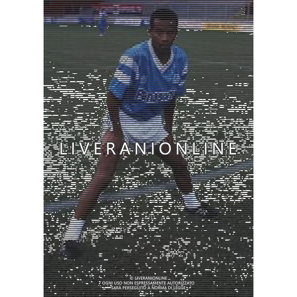 RETROSPETTIVA TIGANA JEAN CALCIATORE NELLA FOTO JEAN TIGANA CON LA MAGLIA DEL MARSIGLIA AG ALDO LIVERANI SAS