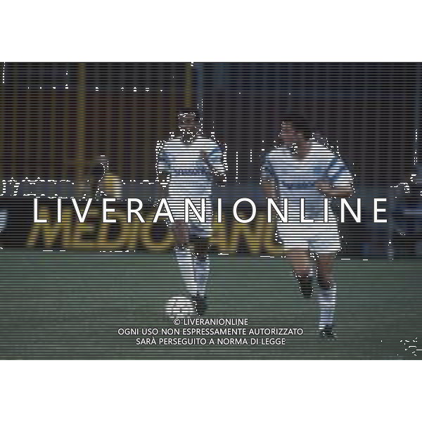 RETROSPETTIVA TIGANA JEAN CALCIATORE NELLA FOTO JEAN TIGANA CON LA MAGLIA DEL MARSIGLIA AG ALDO LIVERANI SAS