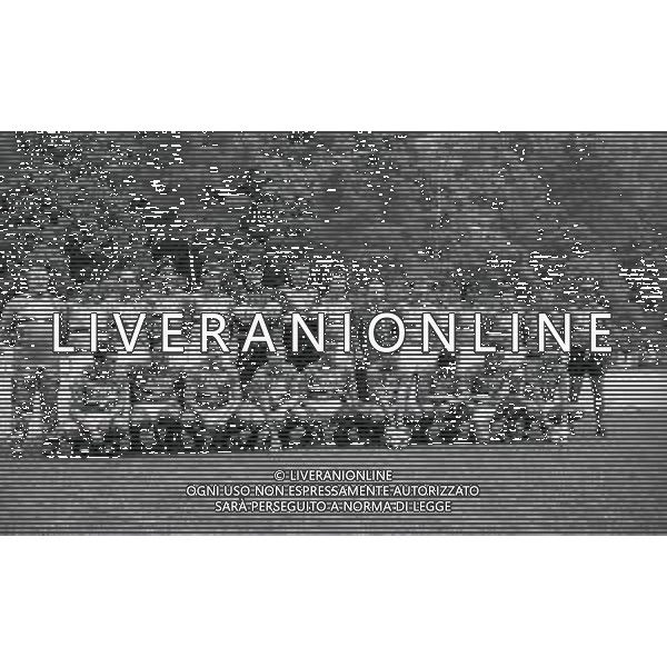 1988-1989 FORMAZIONE SAMPDORIA CALCIO NELLA FOTO LA FORMAZIONE DELLA SAMPDORIA CALCIO 1988-1989 CON VUJADIN BOSKOV E IL PRESIDENTE PAOLO MANTOVANI AG ALDO LIVERANI SAS