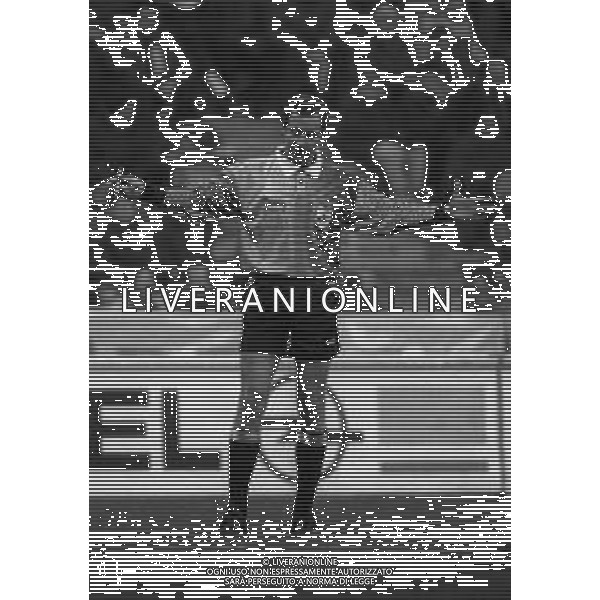 08-02-1995 MILANO FINALE DI SUPERCOPPA UEFA MILAN ARSENAL 2-0 NELLA FOTO ARBITRO HELMUT KRUG AG ALDO LIVERANI SAS