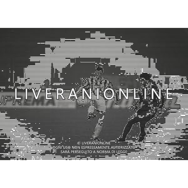 02-11-1994TORINO SEDICESIMI DI FINALE DI COPPA UEFA JUVENTUS MARITIMO 2-1 NELLA FOTO ROBERTO BAGGIO AG ALDO LIVERANI SAS