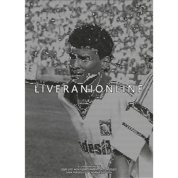 RETROSPETIVA LUIS MULLER CALCIATORE NELLA FOTO LUIS MULLER CON LA MAGLIA DEL TORINO CALCIO AG ALDO LIVERANI SAS