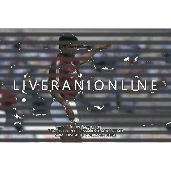 RETROSPETIVA LUIS MULLER CALCIATORE NELLA FOTO LUIS MULLER CON LA MAGLIA DEL TORINO CALCIO AG ALDO LIVERANI SAS
