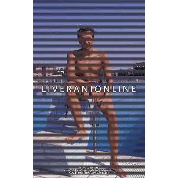 RETROSPETTIVA GIORGIO LAMBERTI NUOTO NELLA FOTO GIORGIO LAMBERTI AG ALDO LIVERANI SAS