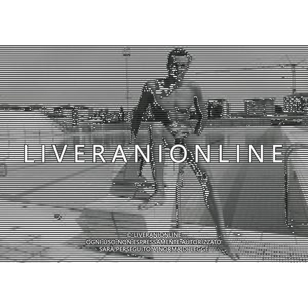 RETROSPETTIVA GIORGIO LAMBERTI NUOTO NELLA FOTO GIORGIO LAMBERTI AG ALDO LIVERANI SAS