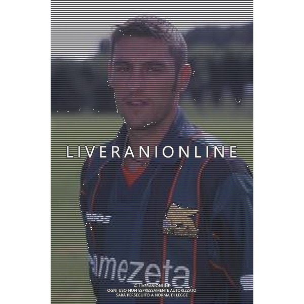 RETROSPETTIVA FABIAN VALTOLINA CALCIATORE NELLA FOTO FABIAN VALTOLINA CON LA MAGLIA DEL VENEZIA CALCIO AG ALDO LIVERANI SAS