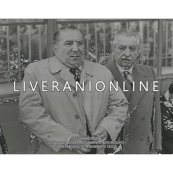 RETROSPETTIVA VYICPALEK CESTMIR ALLENATORE NELLA FOTO VYICPALEK CESTMIR ALLENATORE JUVENTUS CON IL CONTE CAVALLI AG ALDO LIVERANI SAS