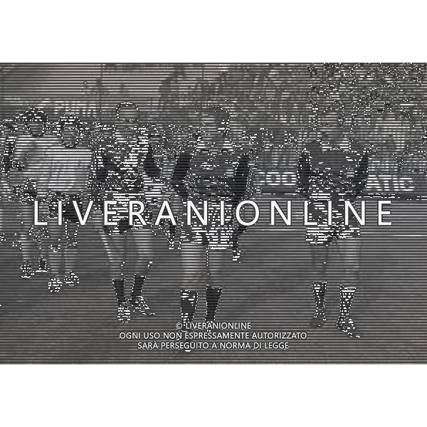 10-10-1982 MILANO-CAMPIONATO DI CALCIO SERIE B MILAN BARI 3-1 NELLA FOTO ARBITRO ENZO BARBARESCO AG ALDO LIVERANI SAS