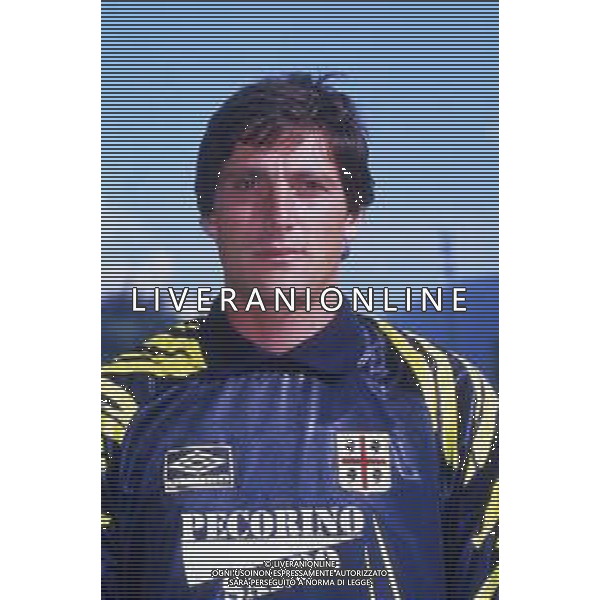 RETROSPETTIVA IELPO MARIO CALCIATORE NELLA FOTO IELPO MARIO CON LA MAGLIA DEL CAGLIARI CALCIO AG ALDO LIVERANI SAS