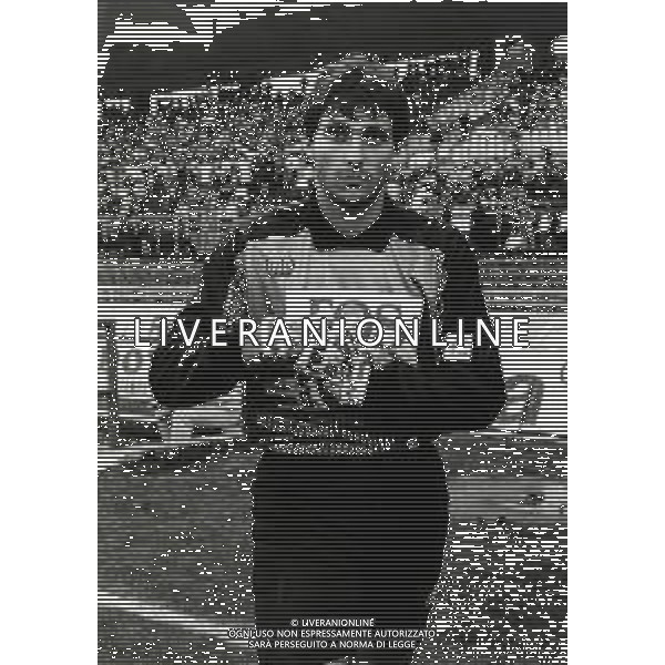 RETROSPETTIVA IELPO MARIO CALCIATORE NELLA FOTO IELPO MARIO CON LA MAGLIA DEL CAGLIARI AG ALDO LIVERANI SAS