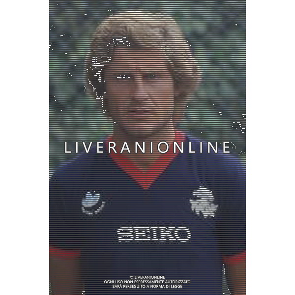 RETROSPETTIVA IACHINI PASQUALE CALCIATORE NELLA FOTO IACHINI PASQUALE CON LA MAGLIA DEL GENOA CALCIO AG ALDOL IVERANI SAS