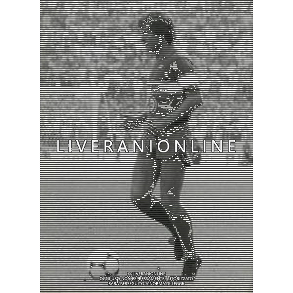 RETROSPETTIVA IACHINI PASQUALE CALCIATORE NELLA FOTO IACHINI PASQUALE CON LA MAGLIA DELLA FIORENTINA CALCIO AG ALDO LIVERANI SAS