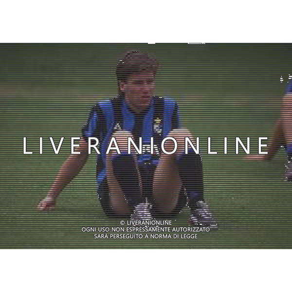 RETROSPETTIVA PAOLO MANDELLI CALCIATORE NELLA FOTO PAOLO MANDELLI CON LA MAGLIA DELL\'INTER AG ALDO LIVERANI SAS