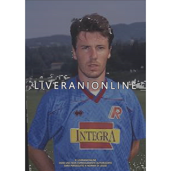 RETROSPETTIVA PAOLO MANDELLI CALCIATORE NELLA FOTO PAOLO MANDELLI CON LA MAGLIA DELLA REGGIANA CALCIO AG ALDO LIVERANI SAS