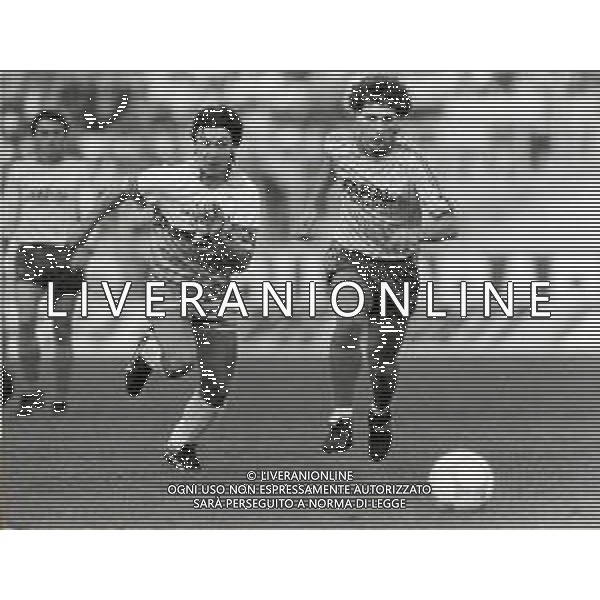 RETROSPETTIVA PAOLO MANDELLI CALCIATORE NELLA FOTO PAOLO MANDELLI CON LA MAGLIA DELLA LAZIO AG ALDO LIVERANI SAS