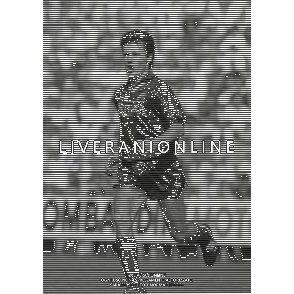 RETROSPETTIVA PAOLO MANDELLI CALCIATORE NELLA FOTO PAOLO MANDELLI CON LA MAGLIA DELLA REGGIANA CALCIO AG ALDO LIVERANI SAS