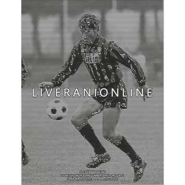 RETROSPETTIVA VERTOVA CLAUDIO CALCIATORE NELLA FOTO CLAUDIO VERTOVA CON LA MAGLIA DELL\'ATALANTA CALCIO AG ALDO LIVERANI SAS