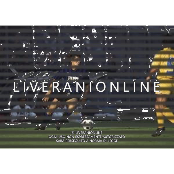RETROSPETTIVA VERTOVA CLAUDIO CALCIATORE NELLA FOTO CLAUDIO VERTOVA CON LA MAGLIA DELL\'ATALANTA CALCIO AG ALDO LIVERANI SAS