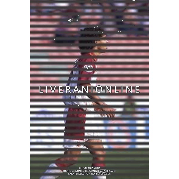 RETROSPETTIVA DAMIANO TOMMASI CALCIATORE NELLA FOTO DAMIANO TOMMASI CON LA MAGLIA DELLA ROMA CALCIO AG ALDO LIVERANI SAS 