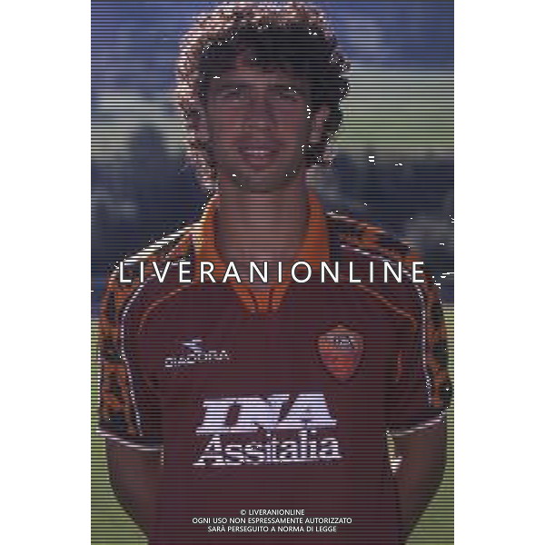 RETROSPETTIVA DAMIANO TOMMASI CALCIATORE NELLA FOTO DAMIANO TOMMASI CON LA MAGLIA DELLA ROMA CALCIO AG ALDO LIVERANI SAS 