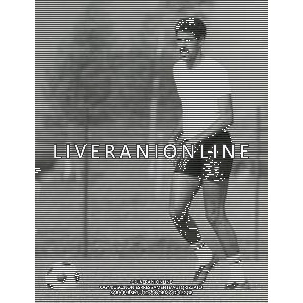 RETROSPETTIVA TONINHO CEREZO CALCIATORE NELLA FOTO TONINHO CEREZO AG ALDO LIVERANI SAS