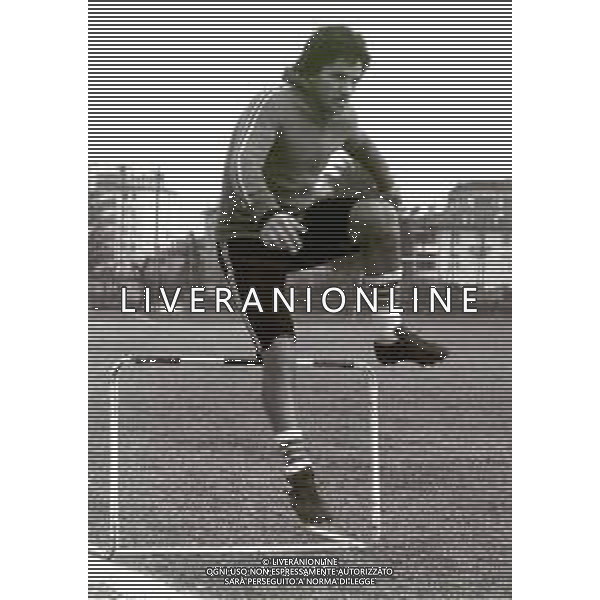 RETROSPETTIVA LIVIO PIN CALCIATORE NELLA FOTO LIVIO PIN CON LA MAGLIA DELL\'UDINESE CALCIO AG ALDO LIVERANI SAS