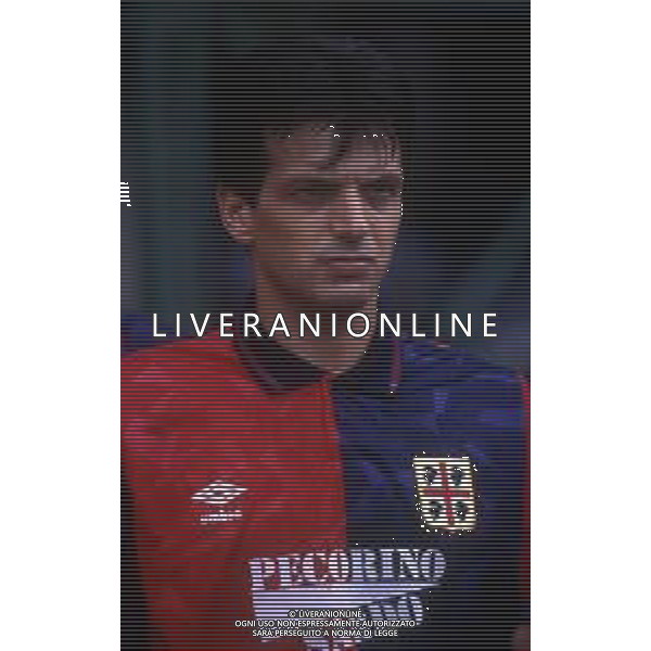 RETROSPETTIVA JOSE HERRERA CALCIATORE NELLA FOTO JOSE HERRERA CON LA MAGLIA DEL CAGLIARI CALCIO AG ALDO LIVERANI SAS