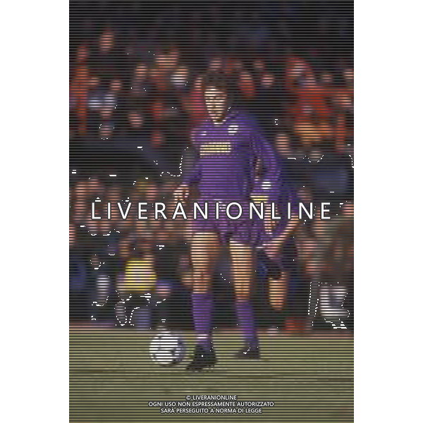 RETROSPETTIVA CELESTE PIN CALCIATORE NELLA FOTO CELESTE PIN CON LA MAGLIA DELLA FIORENTINA CALCIO AG ALDO LIVERANI SAS