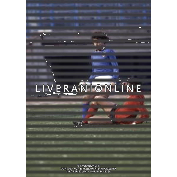 RETROSPETTIVA CELESTE PIN CALCIATORE NELLA FOTO CELESTE PIN CON LA MAGLIA DELLLA NAZIONALE ITALIANA AG ALDO LIVERANI SAS