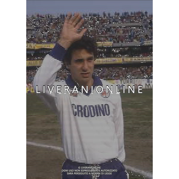 RETROSPETTIVA CELESTE PIN CALCIATORE NELLA FOTO CELESTE PIN CON LA MAGLIA DELLA FIORENTINA CALCIO AG ALDO LIVERANI SAS