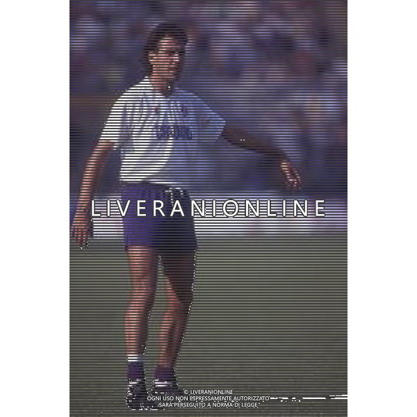 RETROSPETTIVA CELESTE PIN CALCIATORE NELLA FOTO CELESTE PIN CON LA MAGLIA DELLA FIORENTINA CALCIO AG ALDO LIVERANI SAS