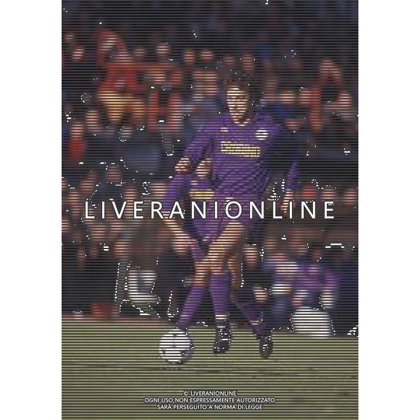 RETROSPETTIVA CELESTE PIN CALCIATORE NELLA FOTO CELESTE PIN CON LA MAGLIA DELLA FIORENTINA CALCIO AG ALDO LIVERANI SAS