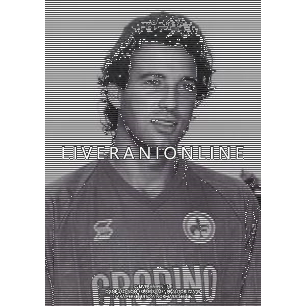 RETROSPETTIVA CELESTE PIN CALCIATORE NELLA FOTO CELESTE PIN CON LA MAGLIA DELLA FIORENTINA CALCIO AG ALDO LIVERANI SAS