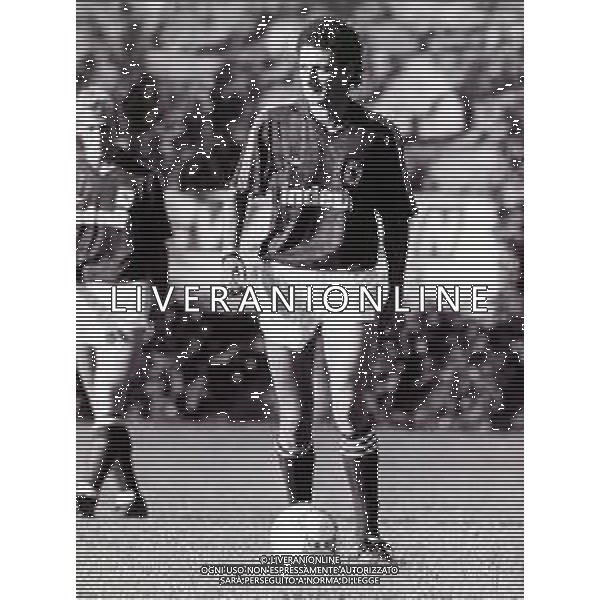 RETROSPETTIVA EDU MARANGON CALCIATORE NELLA FOTO EDU MARANGON CON LA MAGLIA DEL TORINO CALCIO AG ALDO LIVERANI SAS