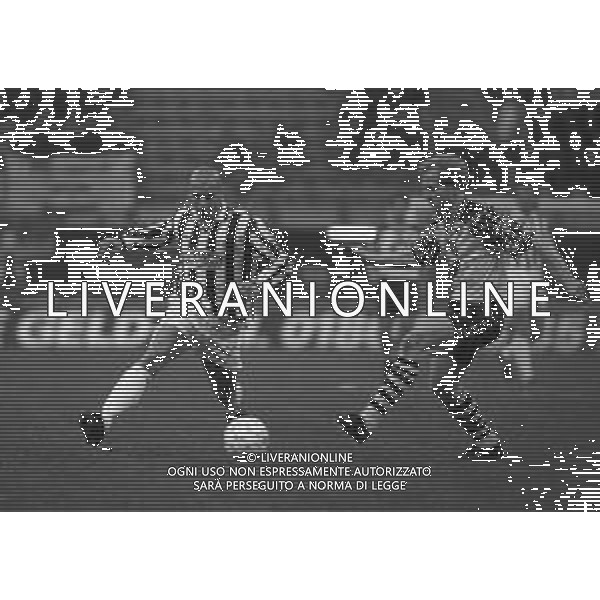 04-04-1995 MILANO SEMIFINALE DI ANDATA DI COPPA UEFA JUVENTUS -BORUSSIA DORTMUND 2-2 NELLA FOTO GIANLUCA VIALLI E MATTHIAS SAMMER AG ALDO LIVERANISAS