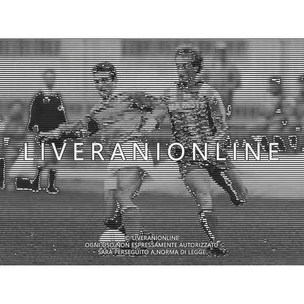 RETROSPETTIVA TIZIANO DE PATRE CALCIATORE NELLA FOTO TIZIANO DE PATRE CON LA NAZIONALE ITALIANA MILITARE AG ALDO LIVERANI SAS