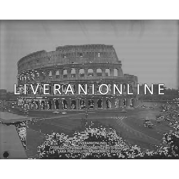 RETROSPETTIVA 1950 - VEDUTE DELLA CITTA\' DI ROMA Nella foto il Colosseo ©Archivio Giovanni Liverani / AGENZIA ALDO LIVERANI SAS