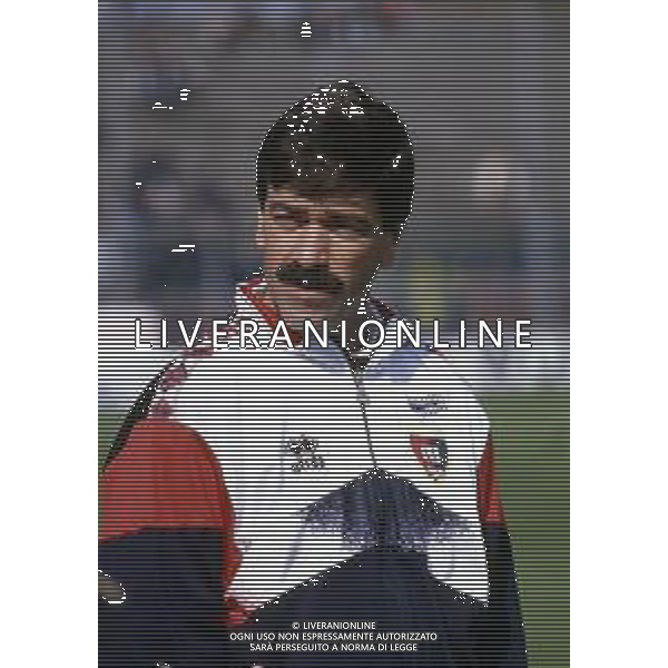 RETROSPETTIVA JOSE\' HERRERA ASSISTENTE TECNICO NELLA FOTO JOSE\' HERRERA ASSISTENTE TECNICO CAGLIARI CALCIO AG ALDO LIVERANI SAS