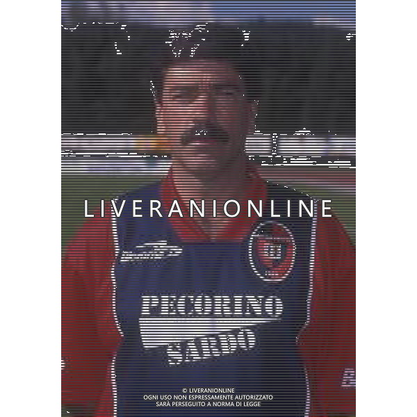 RETROSPETTIVA JOSE\' HERRERA ASSISTENTE TECNICO NELLA FOTO JOSE\' HERRERA ASSISTENTE TECNICO CAGLIARI CALCIO AG ALDO LIVERANI SAS