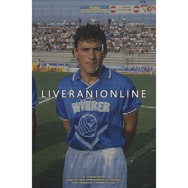 RETROSPETTIVA GIANPIERO PIOVANI CALCIATORE NELLA FOTO GIANPIERO PIOVANI CON LA MAGLIA DEL BRESCIA CALCIO AG ALDO LIVERANI SAS