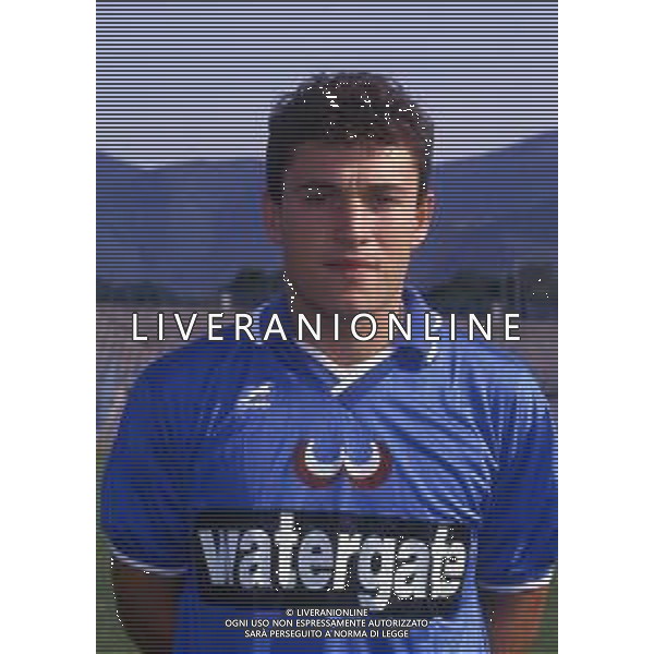 RETROSPETTIVA GIANPIERO PIOVANI CALCIATORE NELLA FOTO GIANPIERO PIOVANI CON LA MAGLIA DEL BRESCIA CALCIO NELL\'ANNO 1988-1989 AG ALDO LIVERANI SAS